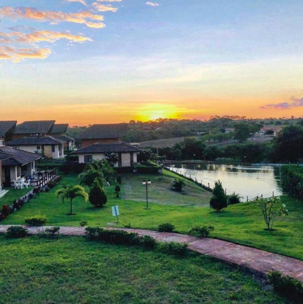 Flat Para 8 Pessoas No Melhor De Gravata Bagian luar foto